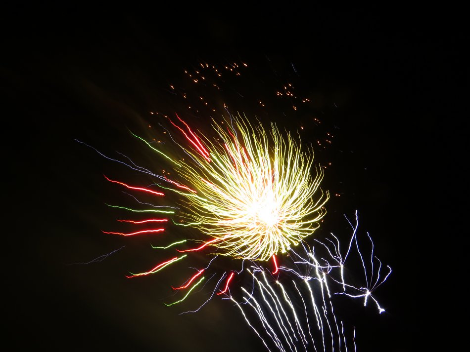 family_2013-11-02 21-11-20_danbury_fireworks
